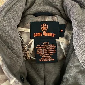 Game winner hunters suit… very good condition